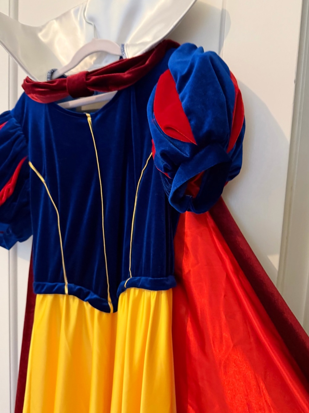 Disney Snow White Classic Girls Costume - Blue, Yellow, Red - Picture 3 of 12